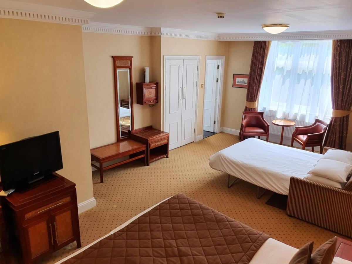Triple Room,1678630317:JPEG