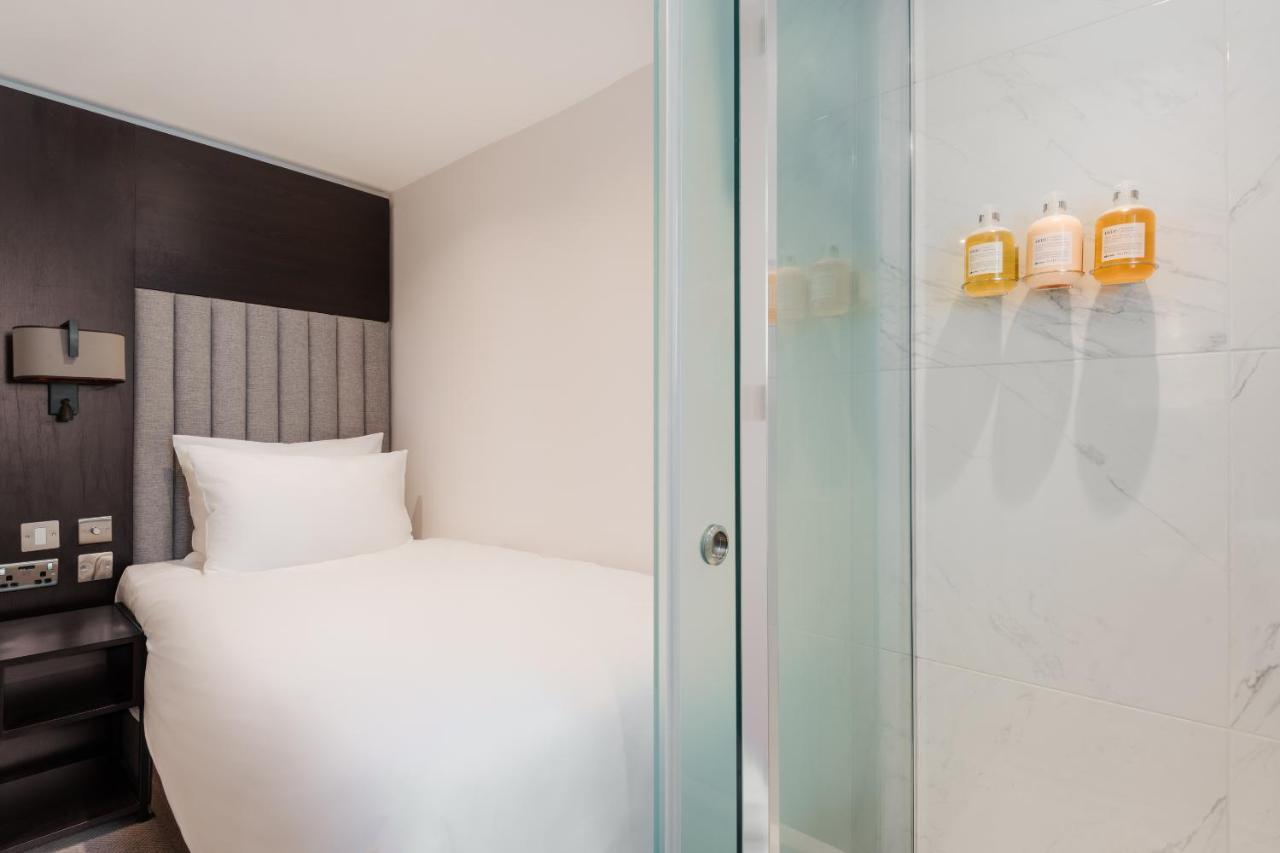 Small Single Room,1588535382:JPEG