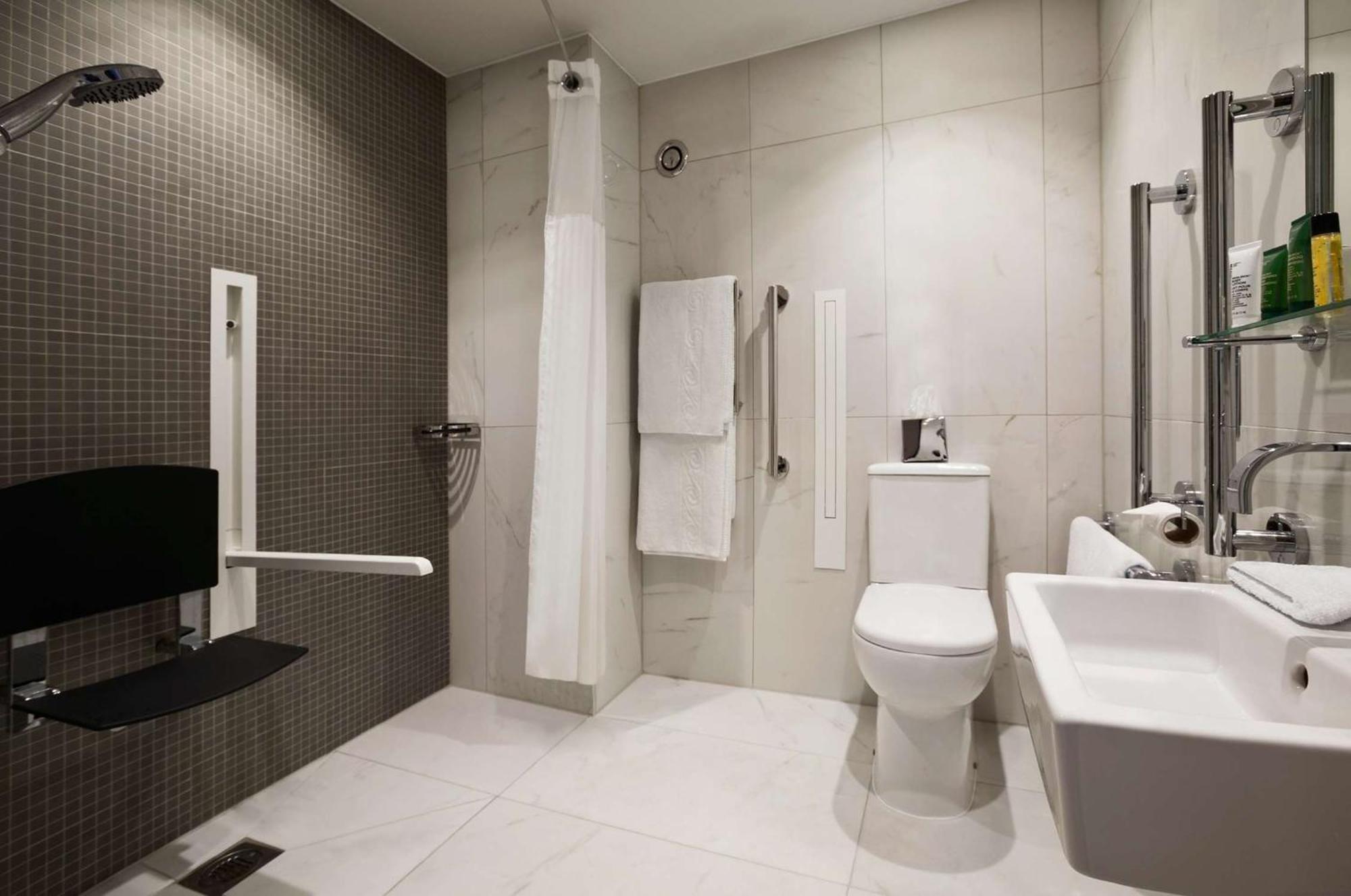 Double Room - Mobility Access,1656171205:JPEG