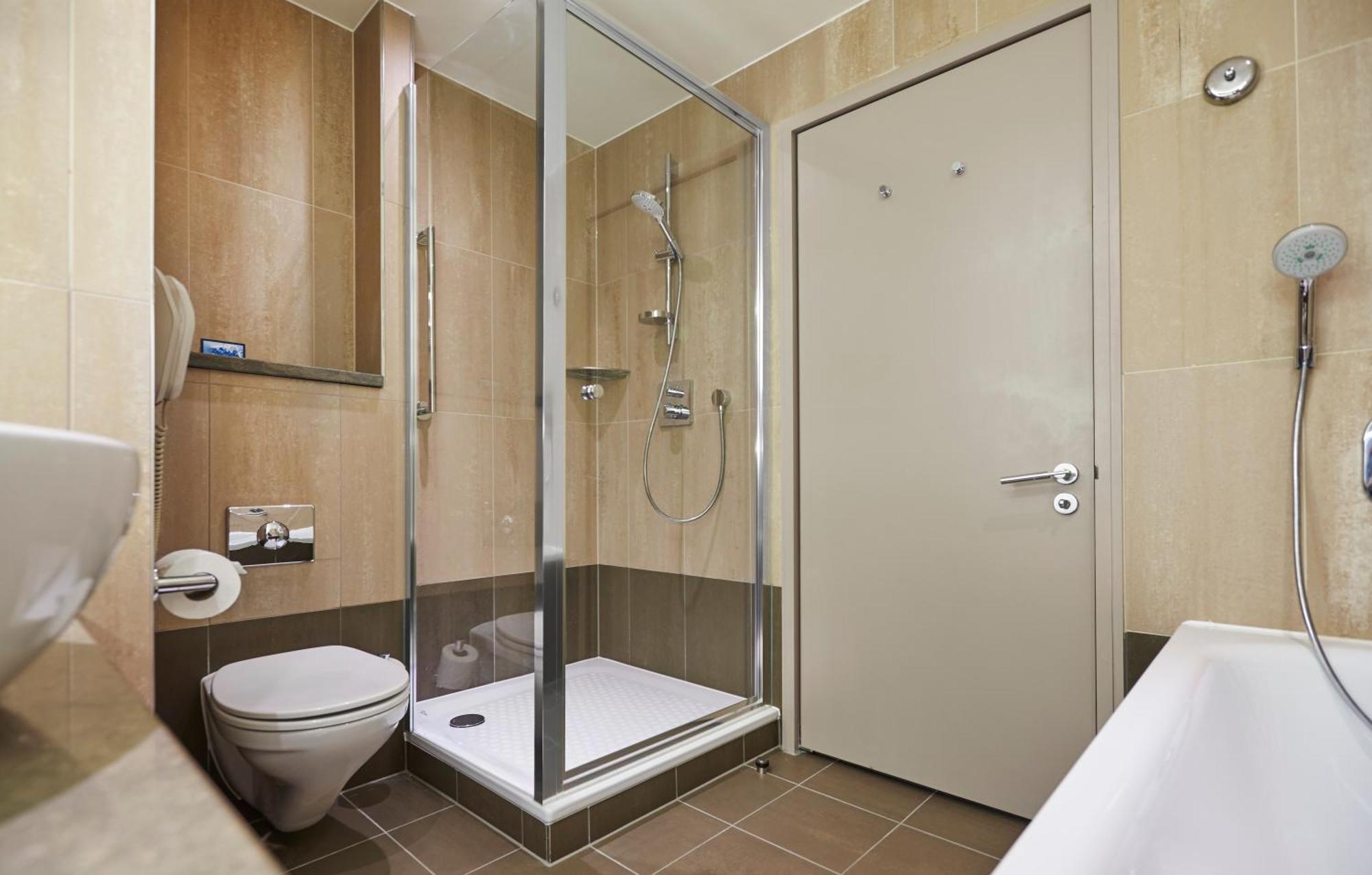 Executive Twin Room,1758262288:JPEG