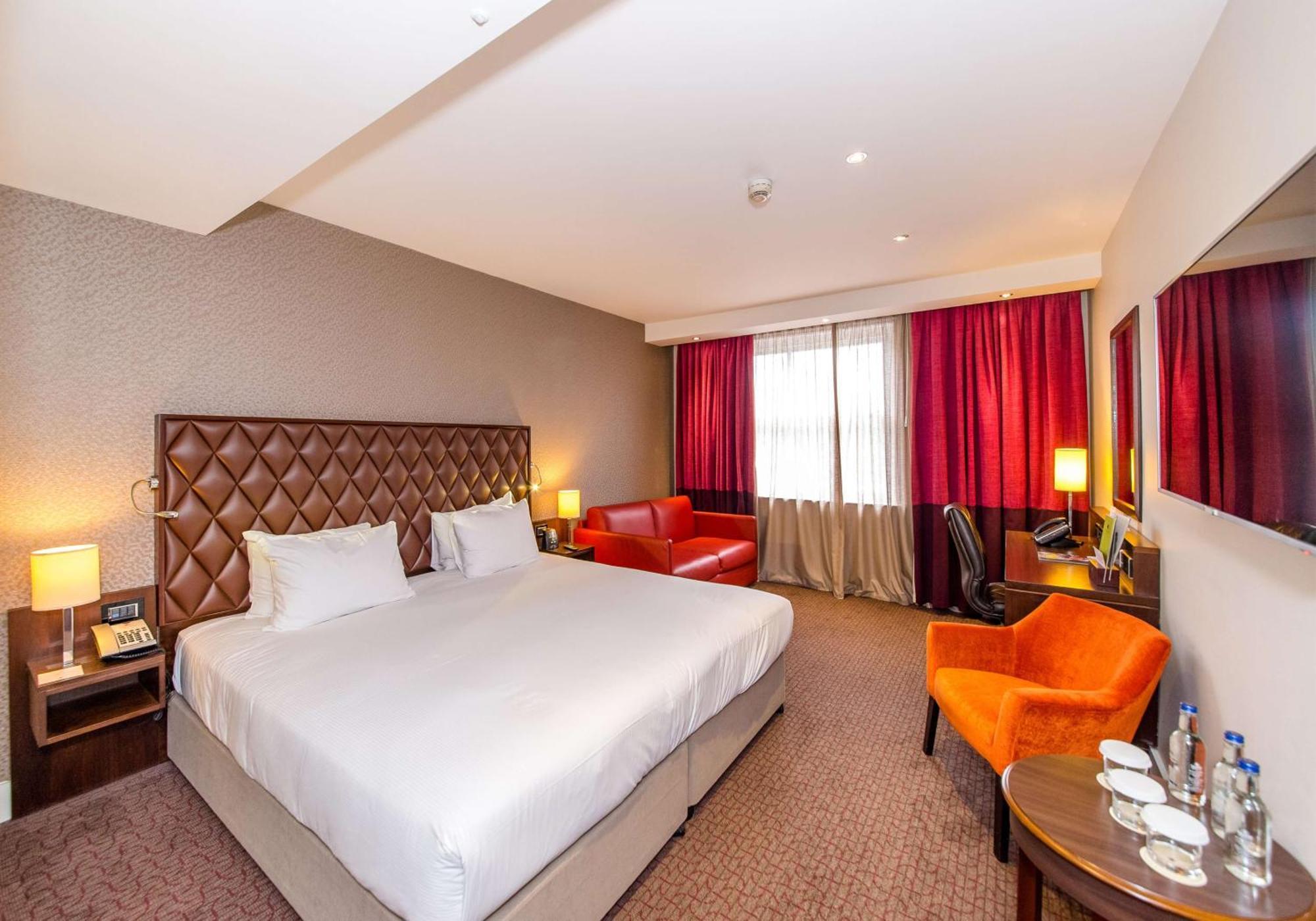 Deluxe King Room,1516441690:JPEG
