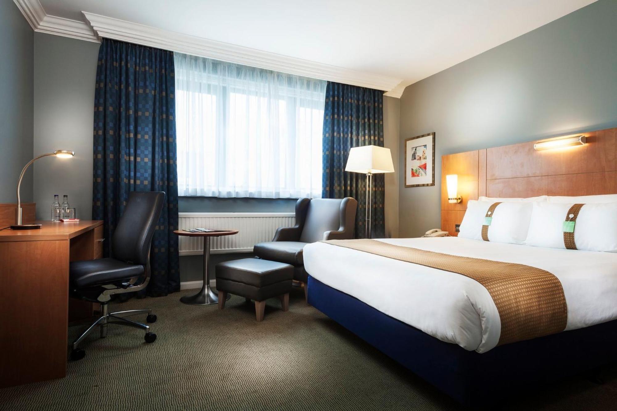 Premium Queen Room,1608781690:JPEG